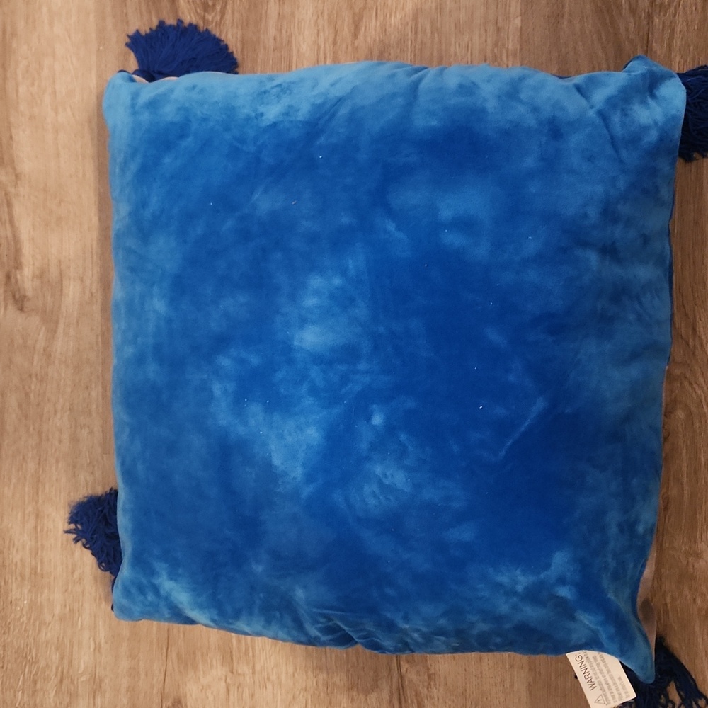 HARRY POTTER: Ravenclaw Throw Pillow - Picture 7 of 11